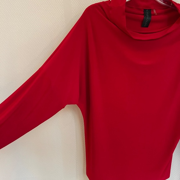Norma Kamali All-In-One Mini Top Red Sz S - Picture 2 of 10